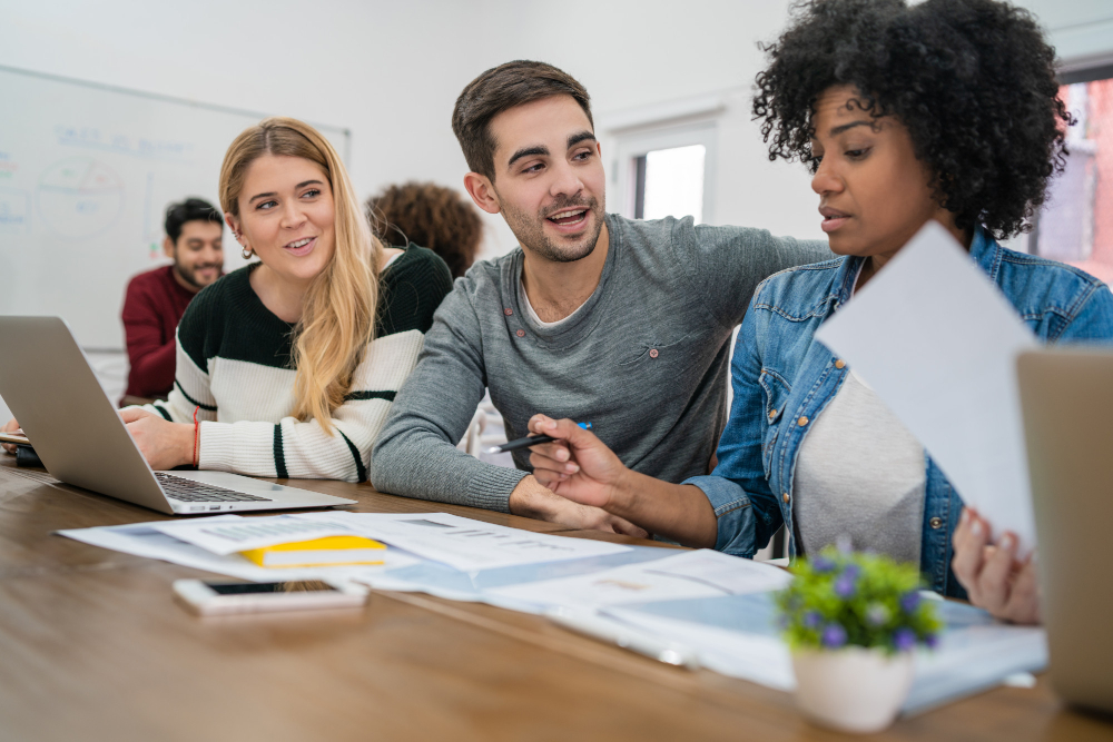 Choisir entre un bts en alternance et titre professionnel