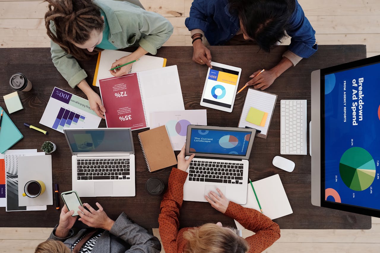 devenir assistant communication