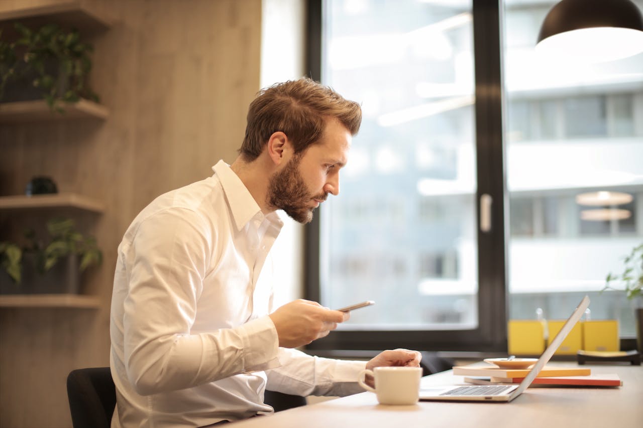 Formation de Chargé d’Affaires à distance : Le guide